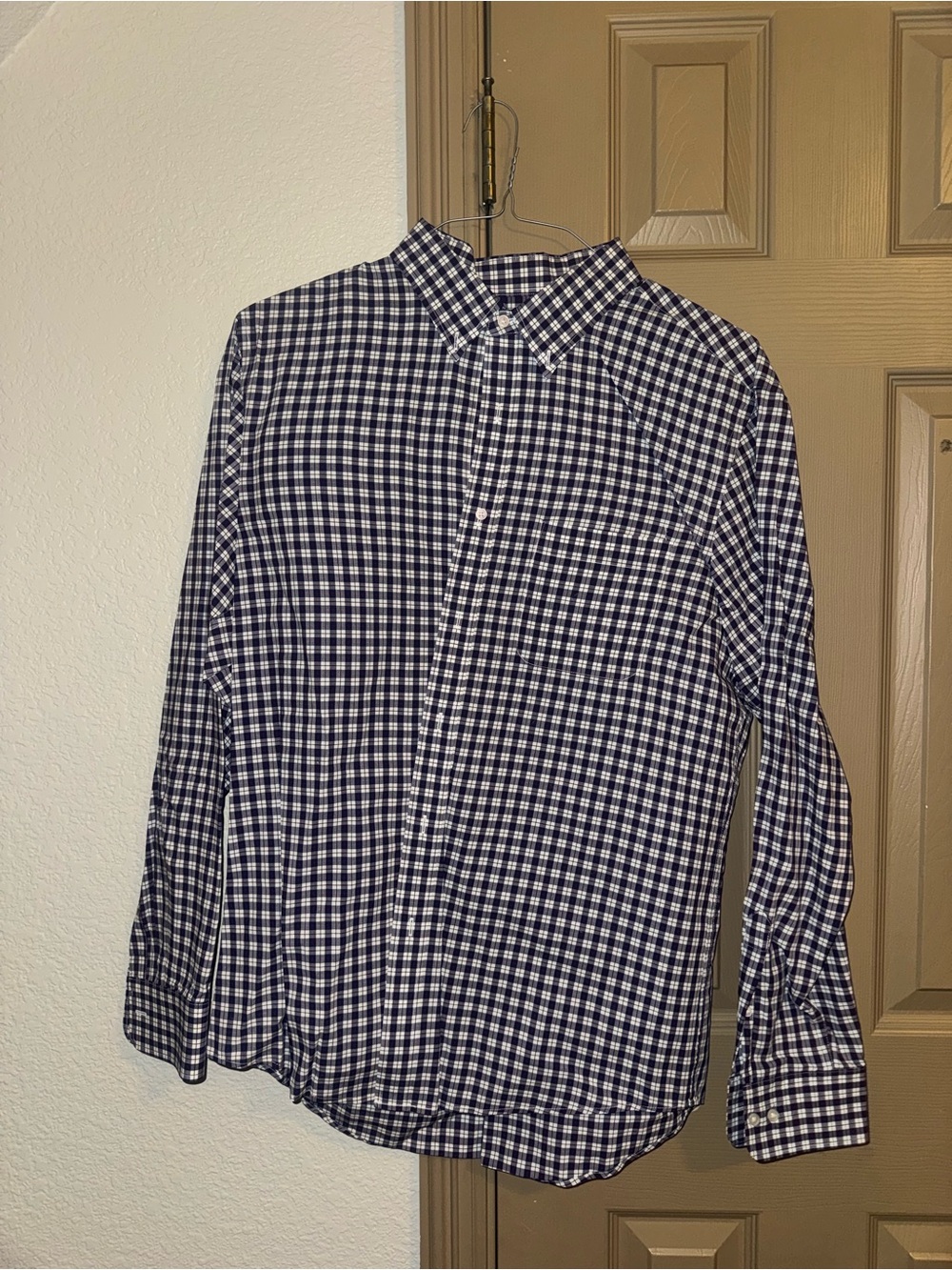 Uniqlo Navy and White Gingham Long-Sleeve Dress Shirt